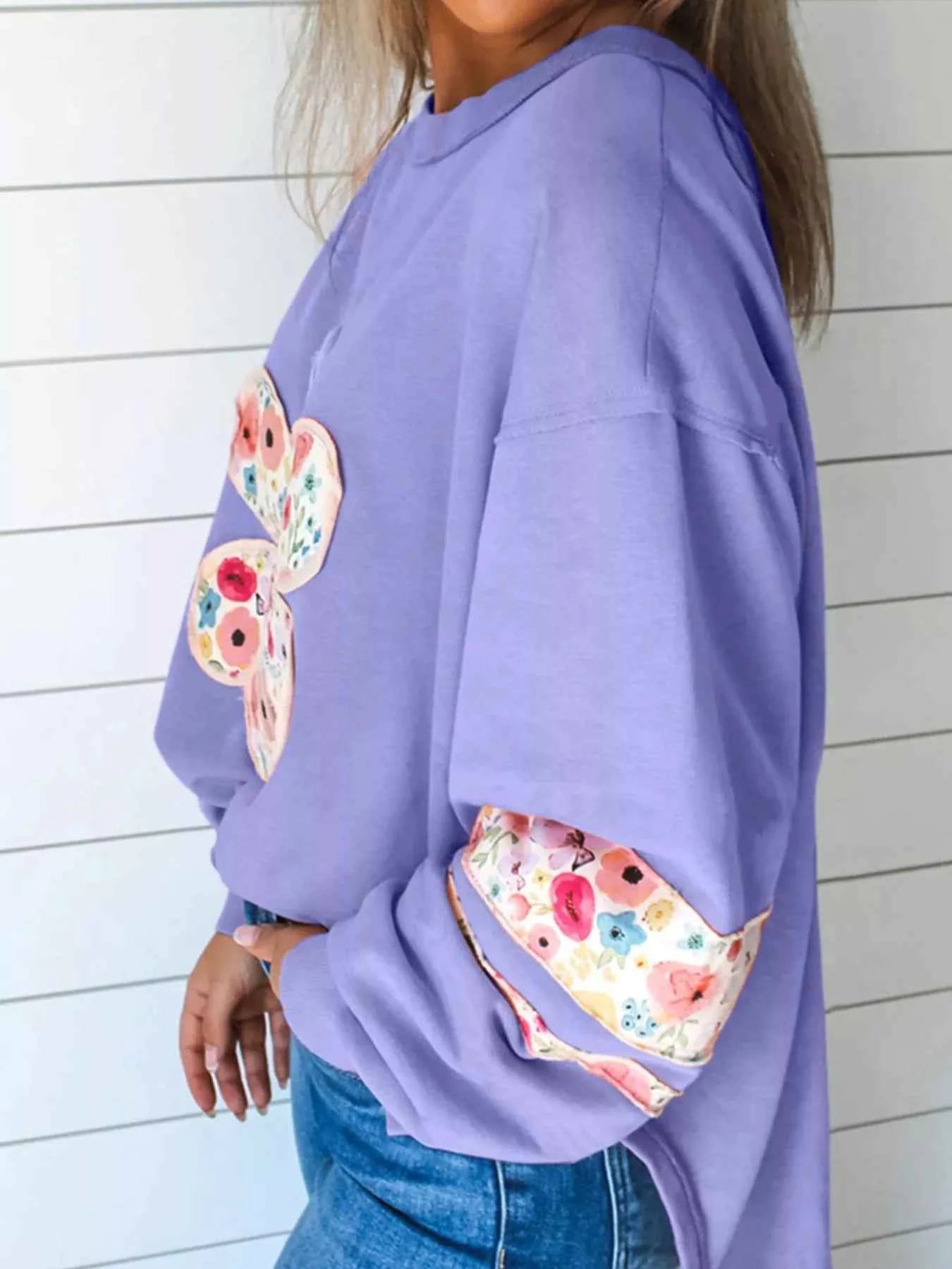 Plus Size Floral Applique Drop Shoulder Sweatshirt