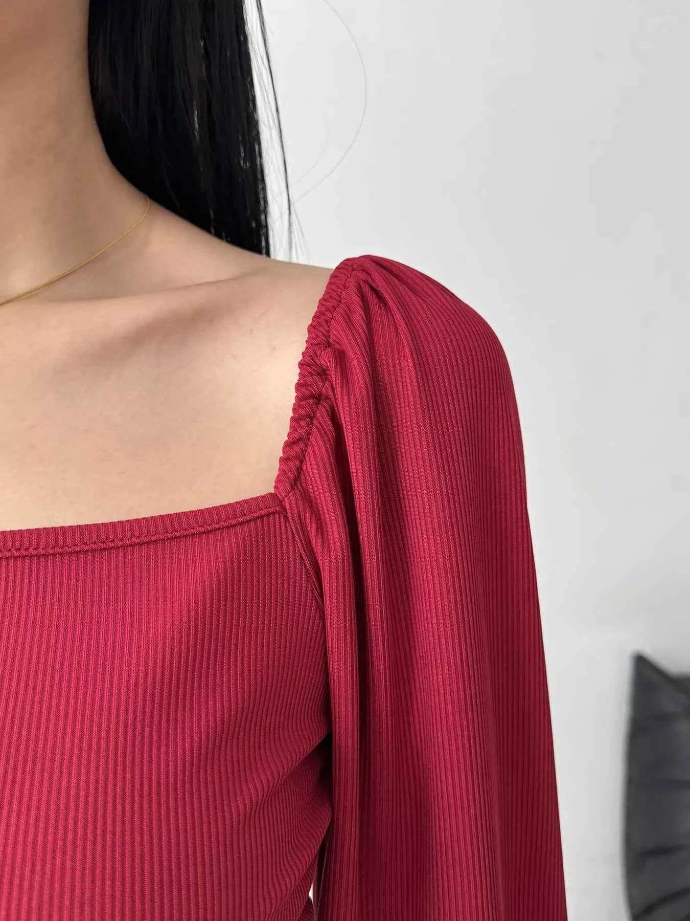 Backless Square Neck Long Sleeve Dress