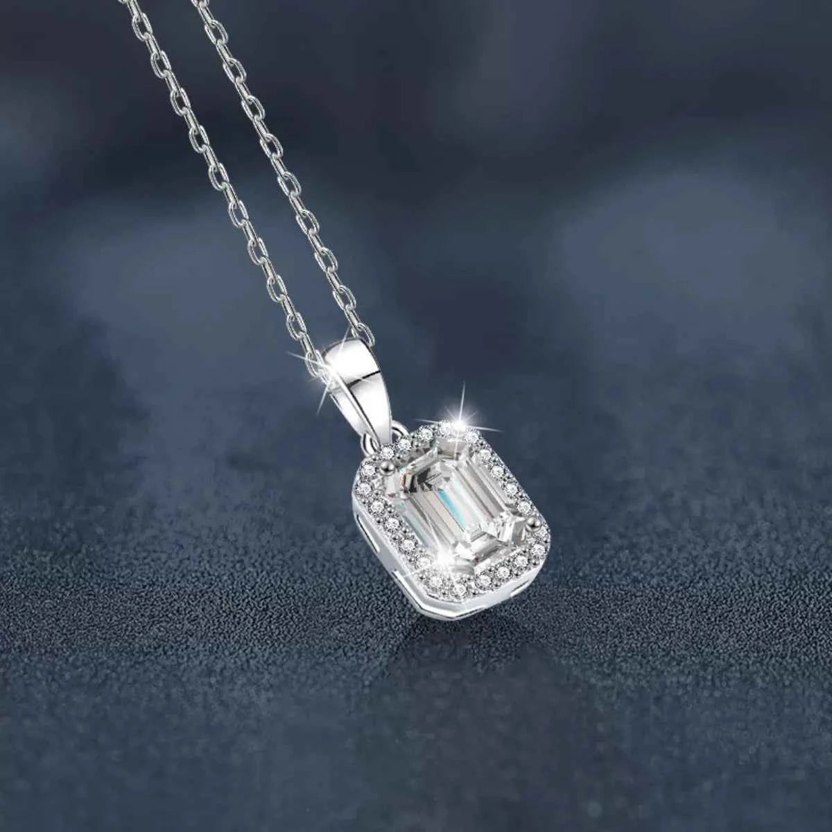 1 Carat Moissanite 925 Sterling Silver Pendant Necklace