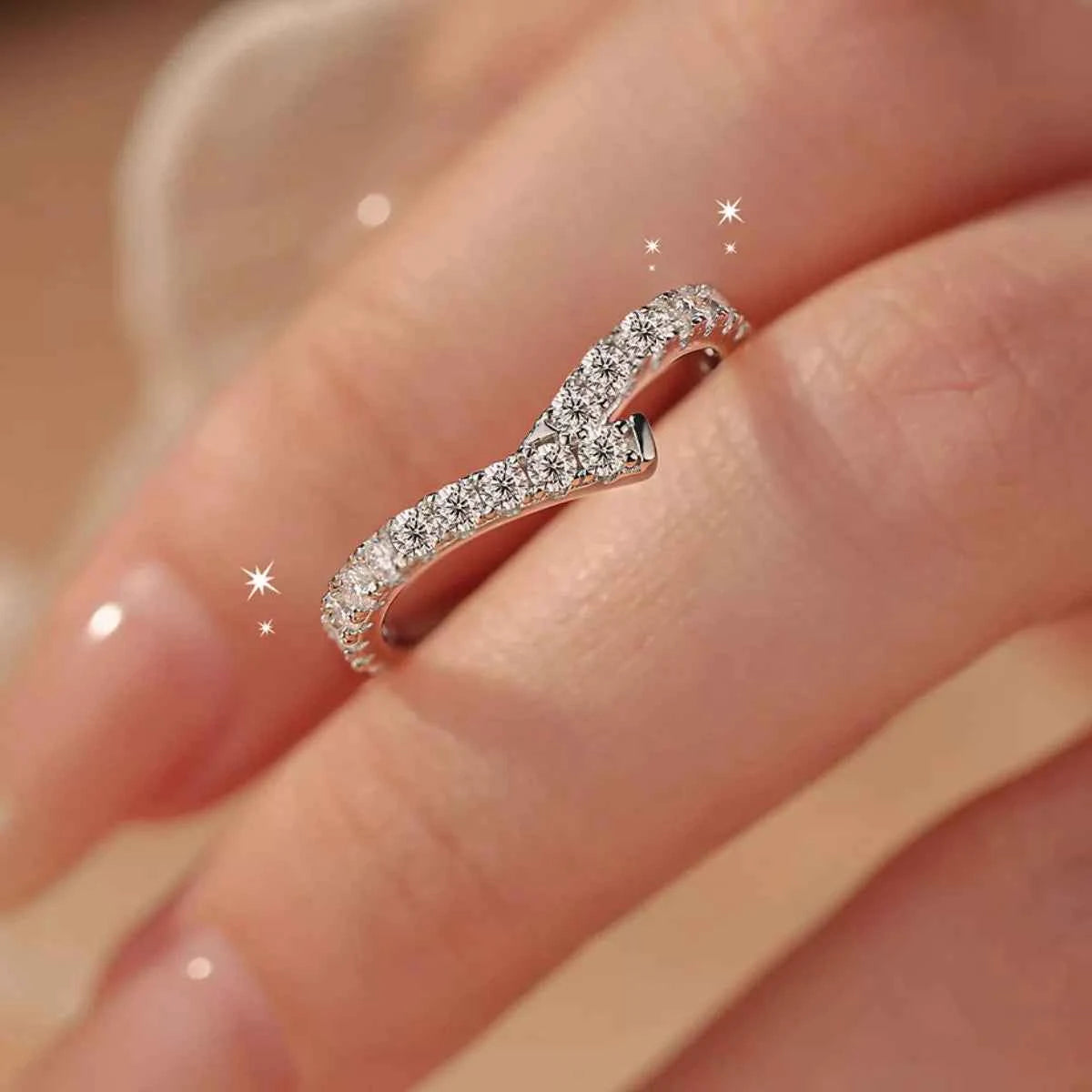 925 Sterling Silver Moissanite Geometric Ring