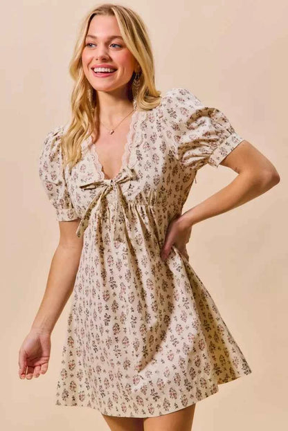 SO ME Floral Print Lace Trim Short Sleeves Mini Dress
