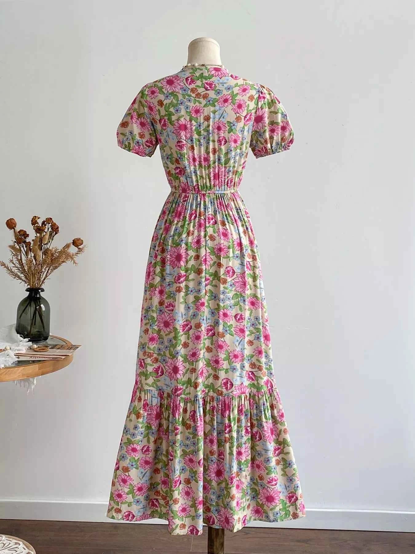 Floral Print V-Neck Puff Sleeve Dress