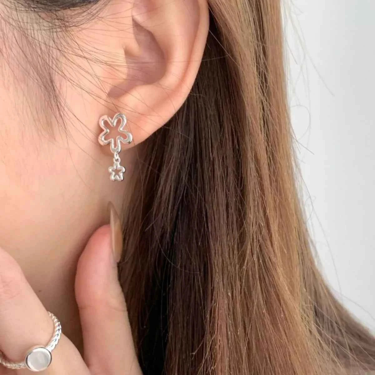 Flower Drop Earrings