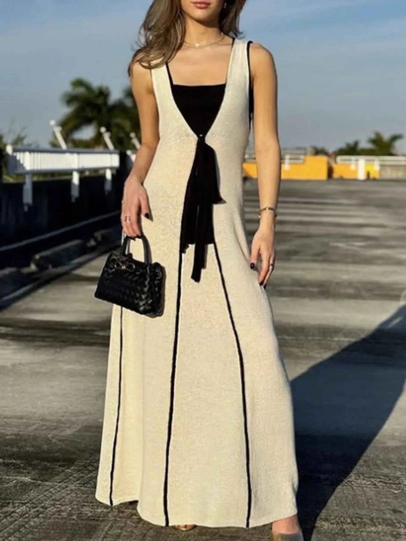 Contrast Trim Sleeveless Maxi Knit Dress