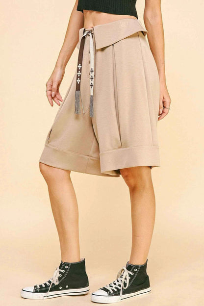 Davi & Dani Fold Over Waist Band Strap Detail Short