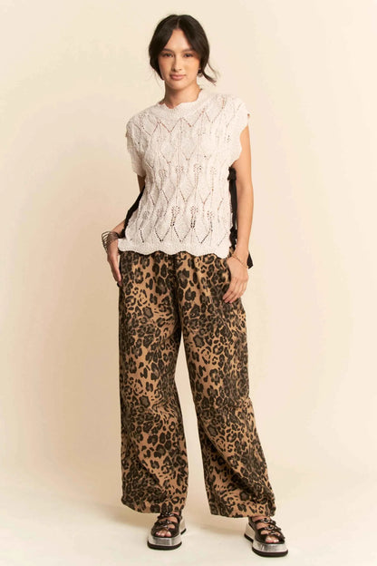 Davi & Dani Ribbon Bow Ties Scalloped Trim Knit Semi Crop Top