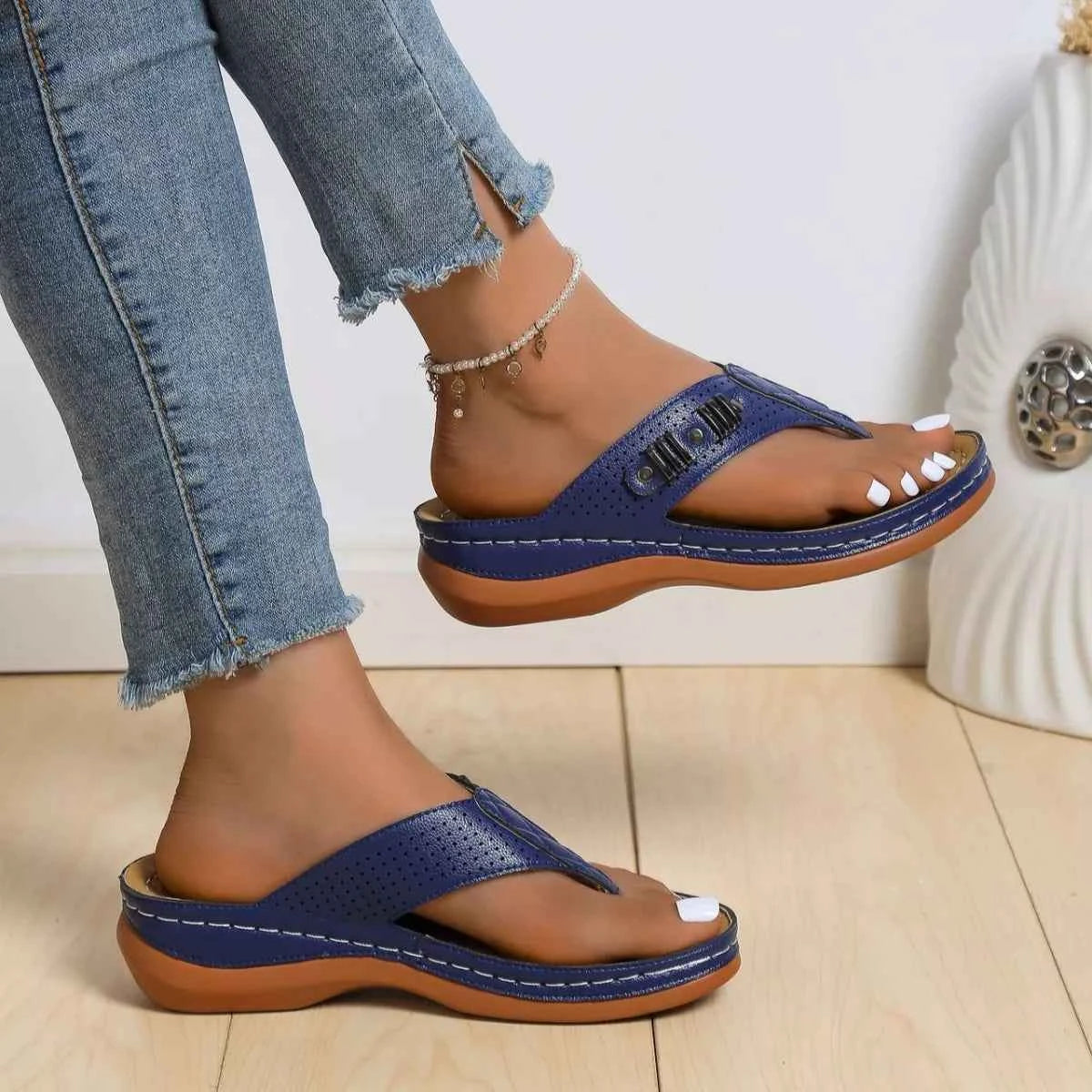 Toe Post Wedge Sandals