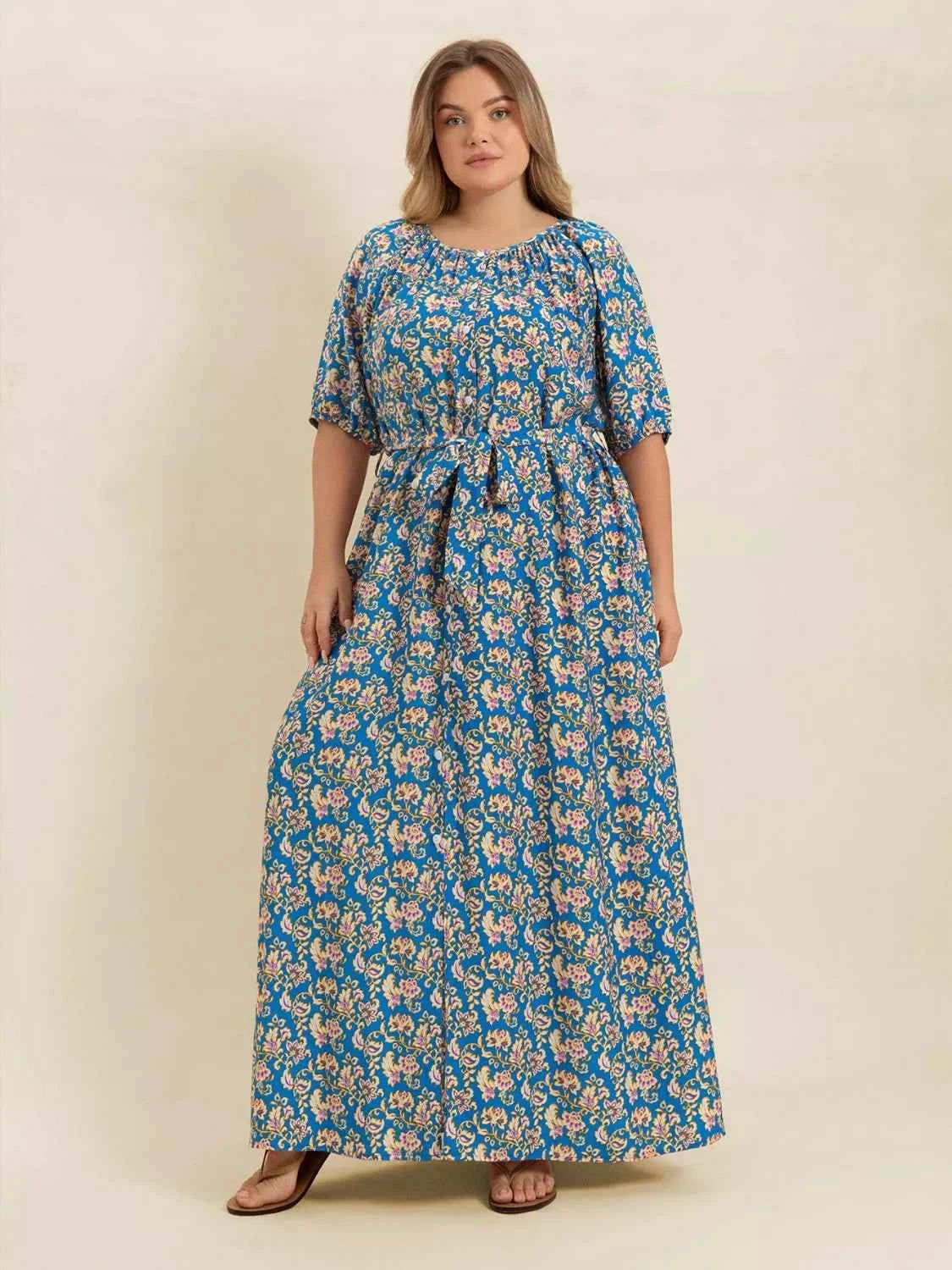 Plus Size Floral Print Maxi Dress with Side Slit