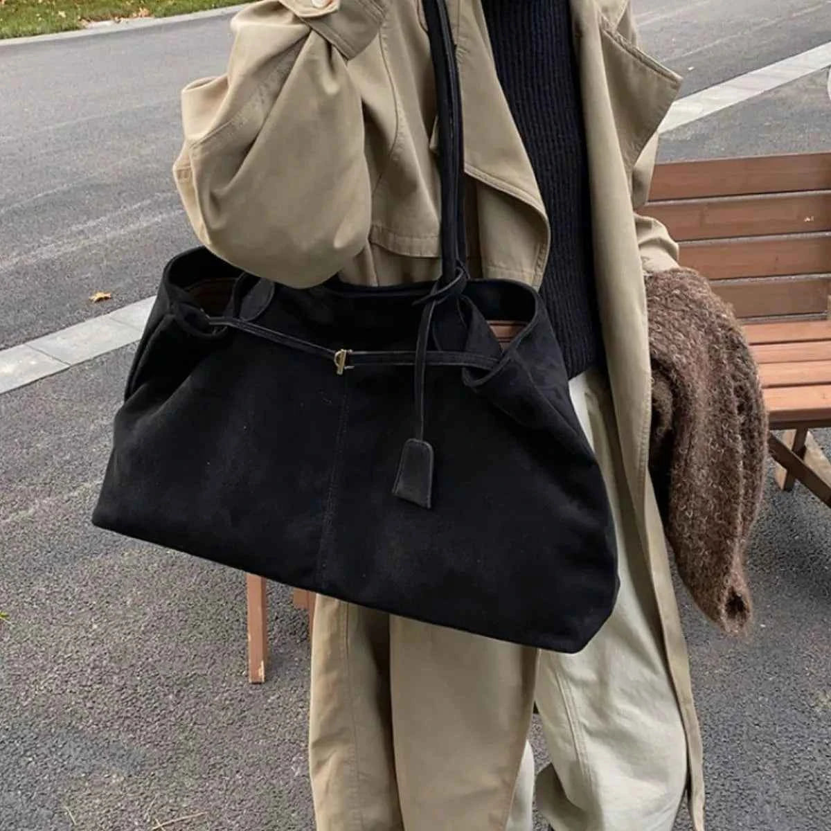 Large Capacity Shoulder Bag
