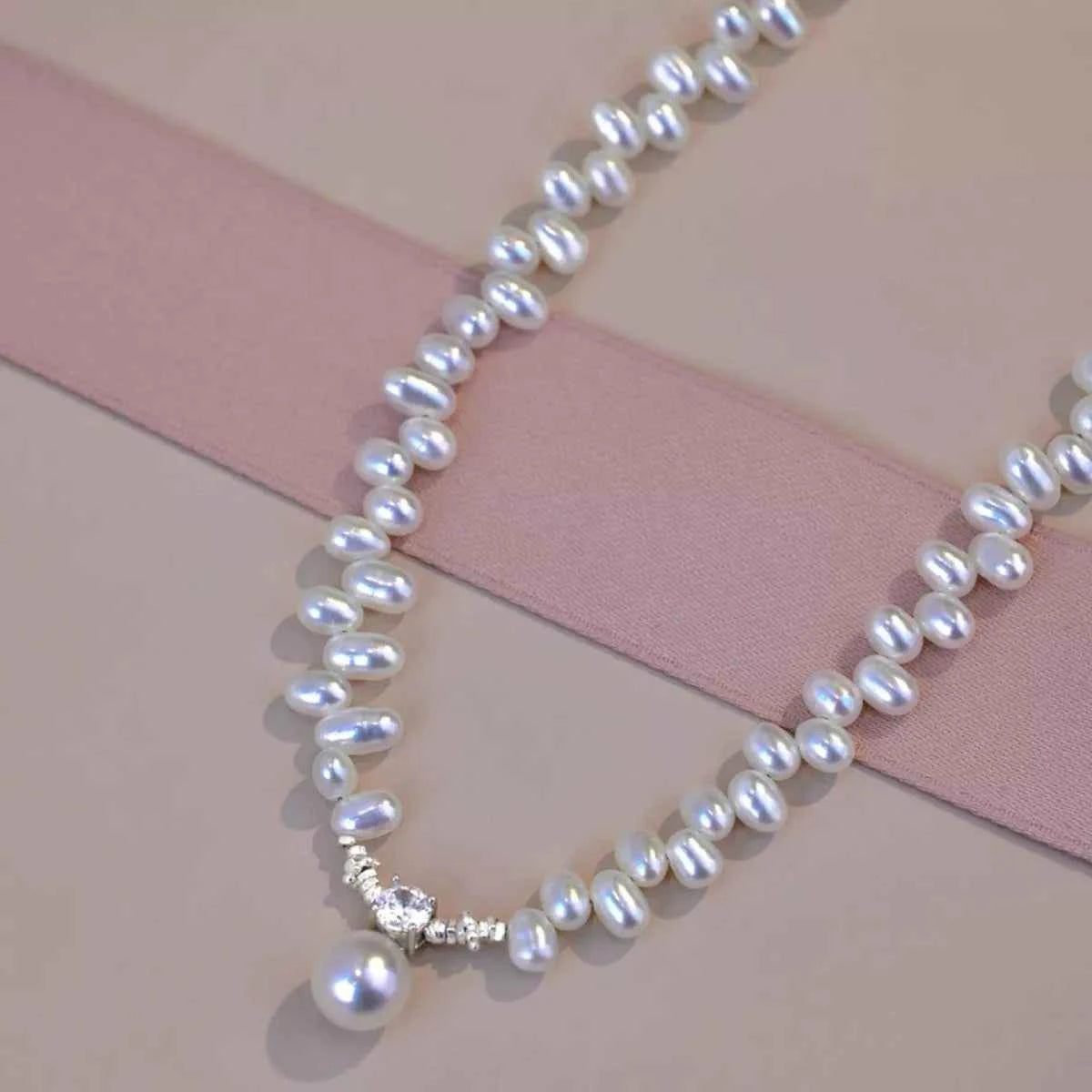 Irregular Freshwater Pearl Pendant Necklace
