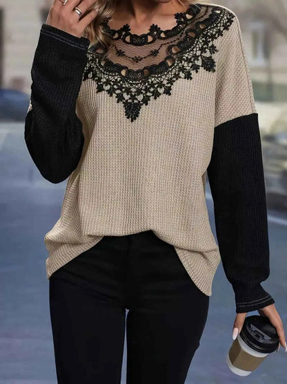 Lace Detail Color Block Long Sleeve T-Shirt