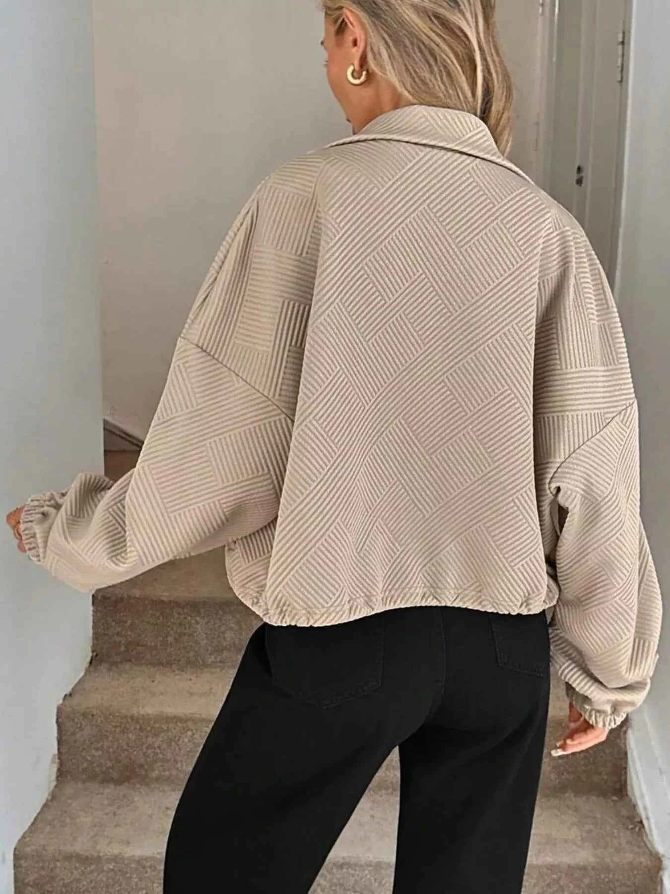 Drawstring Hem Textured Long Sleeve Jacket