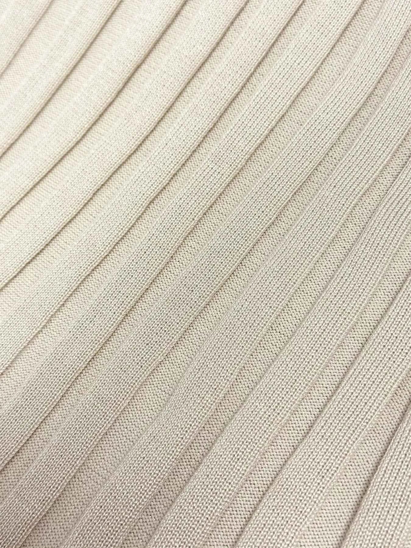 Ribbed Knit V-Neck Long Sleeve Maxi Dress