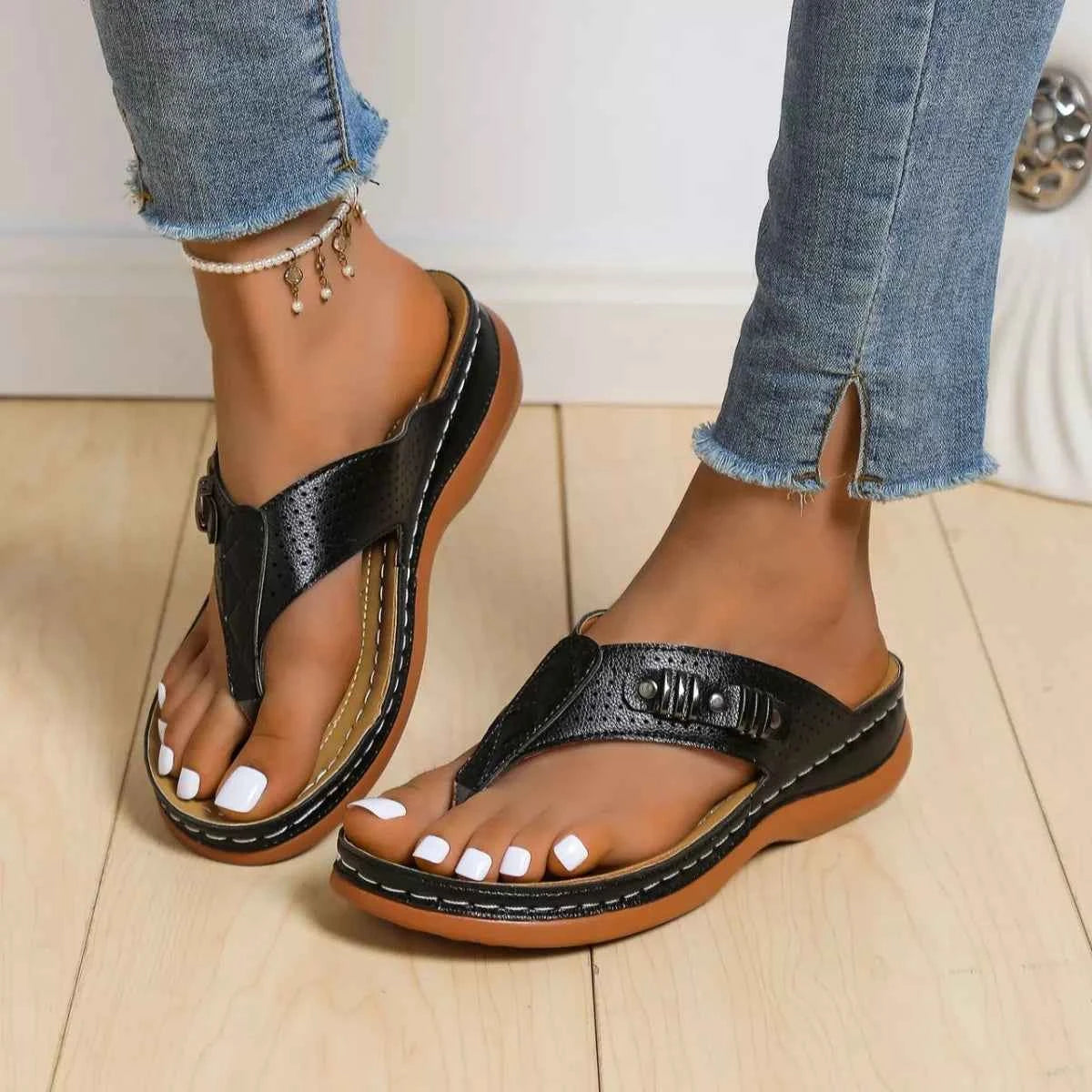 Toe Post Wedge Sandals