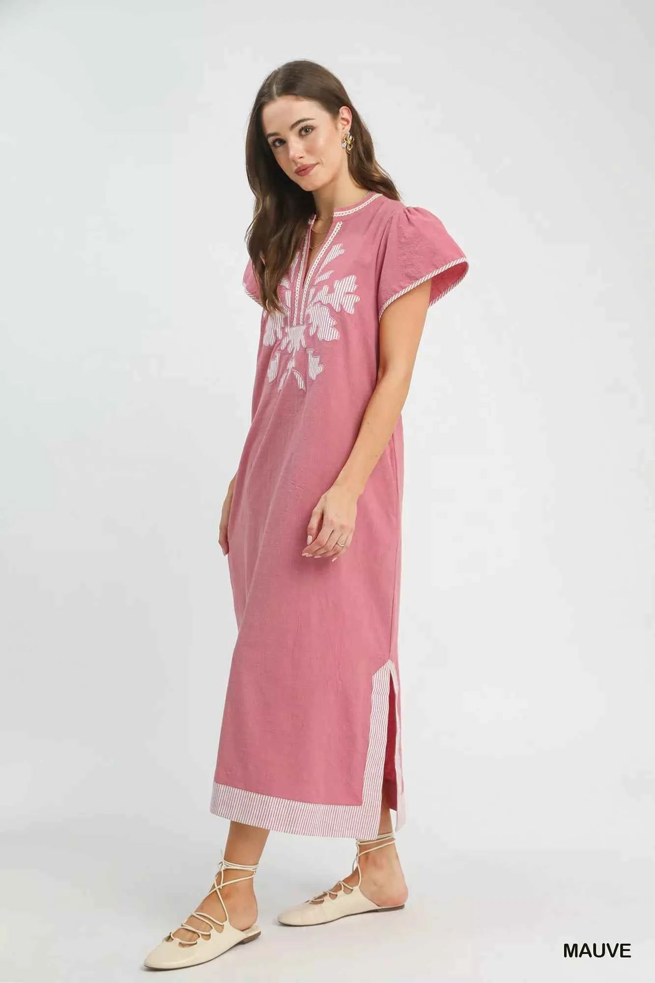 Umgee Embroidered Floral Short Sleeve Midi Dress with Contrast Trim