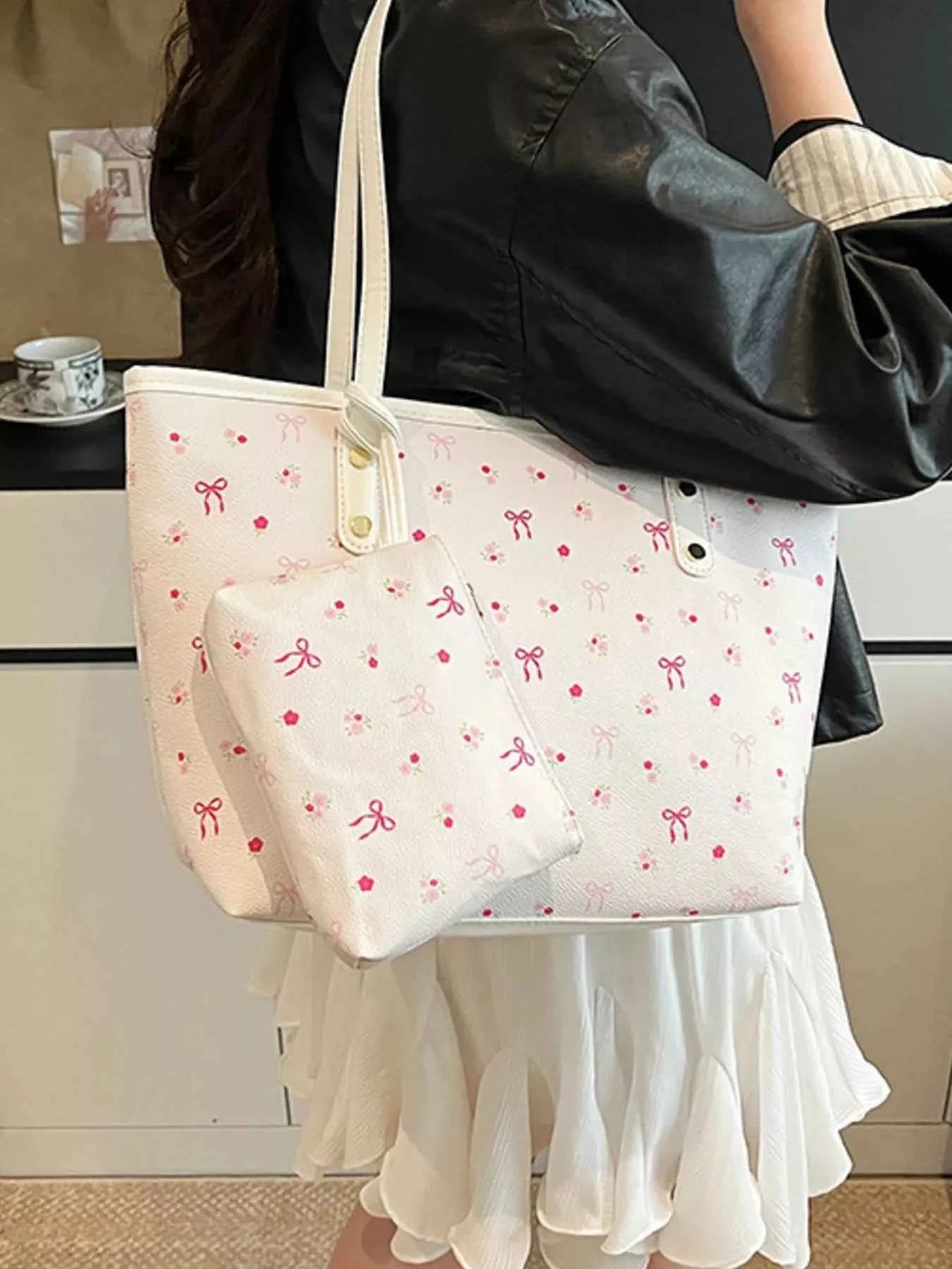Printed Tote Shoulder Bag with Pouch