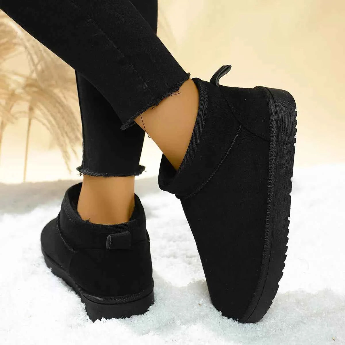 Round Toe Platform Boots