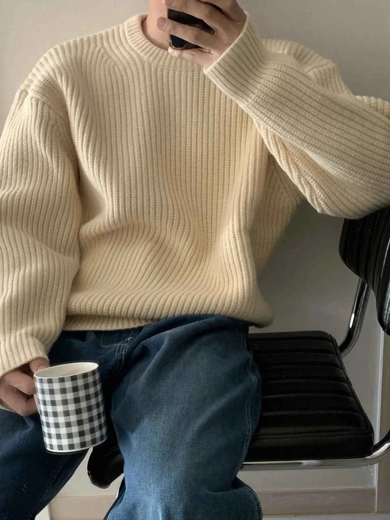 Men's Oversized Ribbed Round Neck Sweater