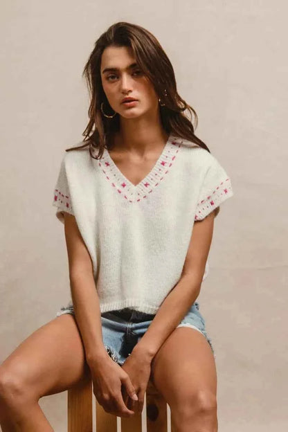 BiBi Knit Solid Contrast Stitch Detail Short Sleeves Sweater