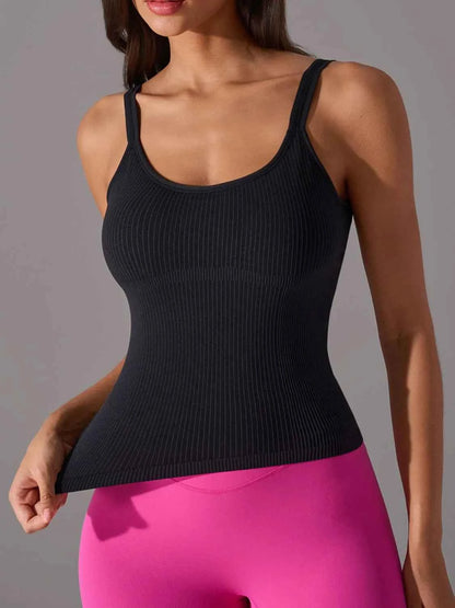 Scoop Neck Active Tank with Detachable Chest Pads