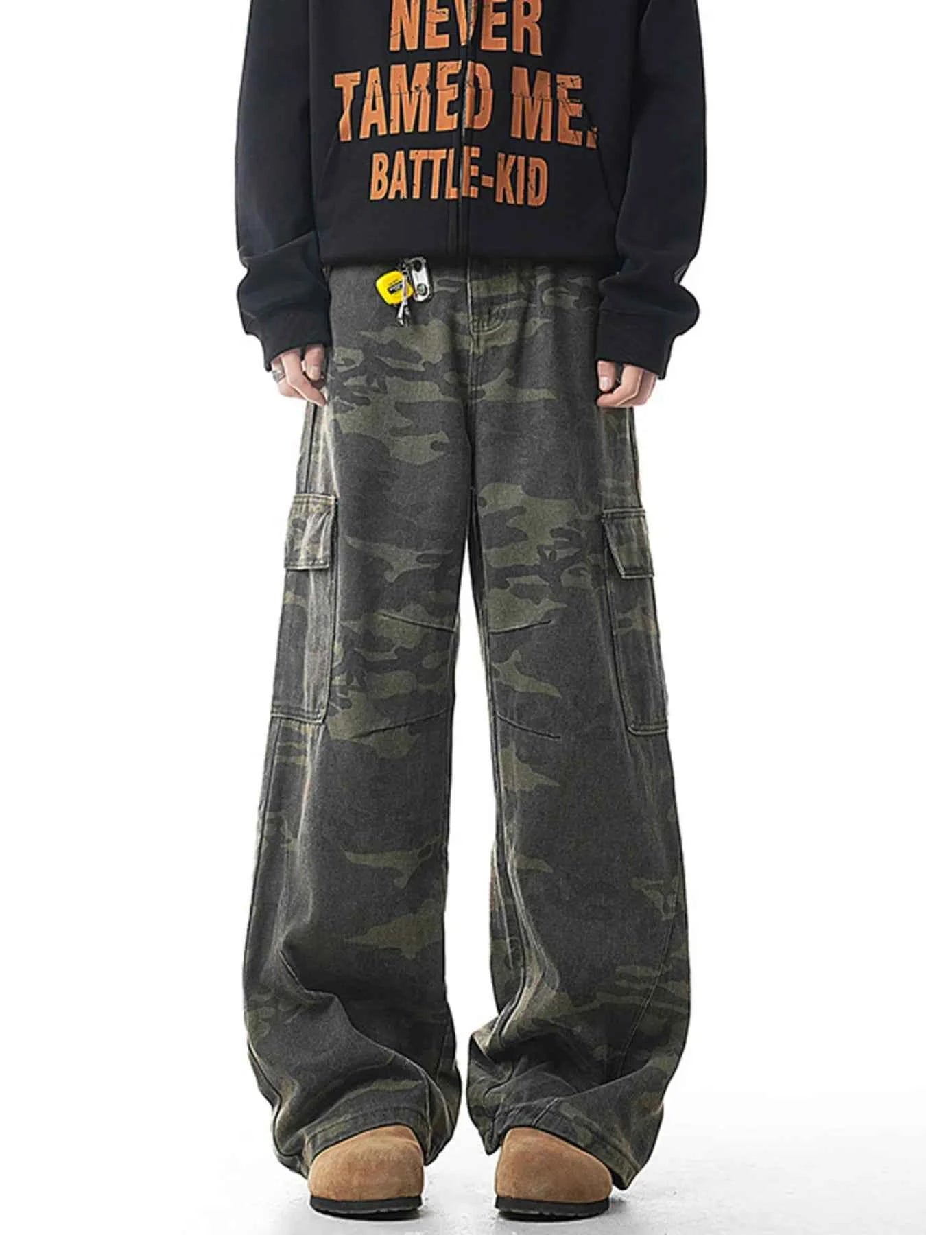 Men's Wide Leg Camouflage Cargo Pants