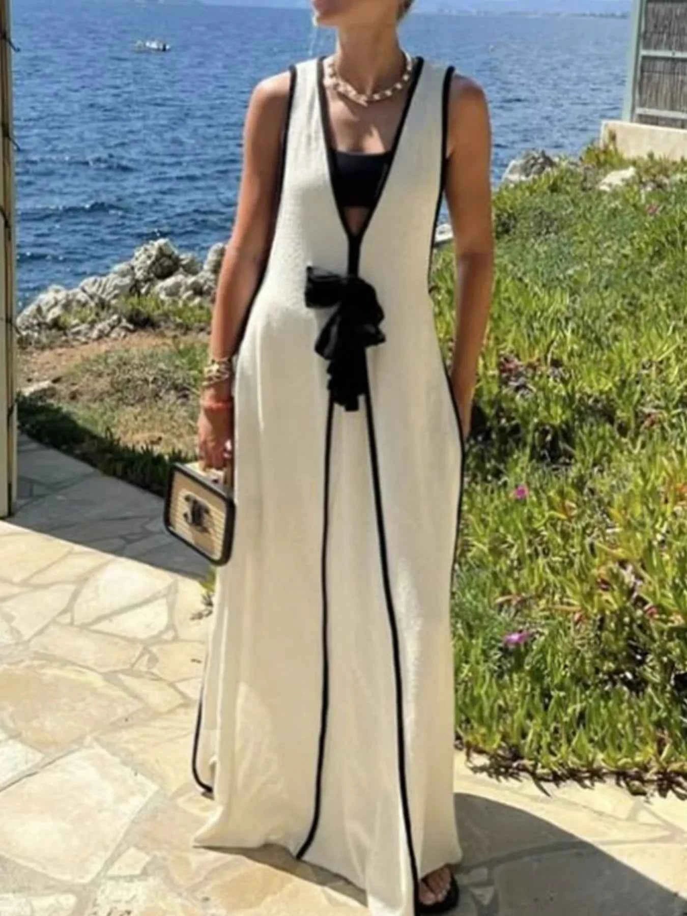 Contrast Trim Sleeveless Maxi Knit Dress