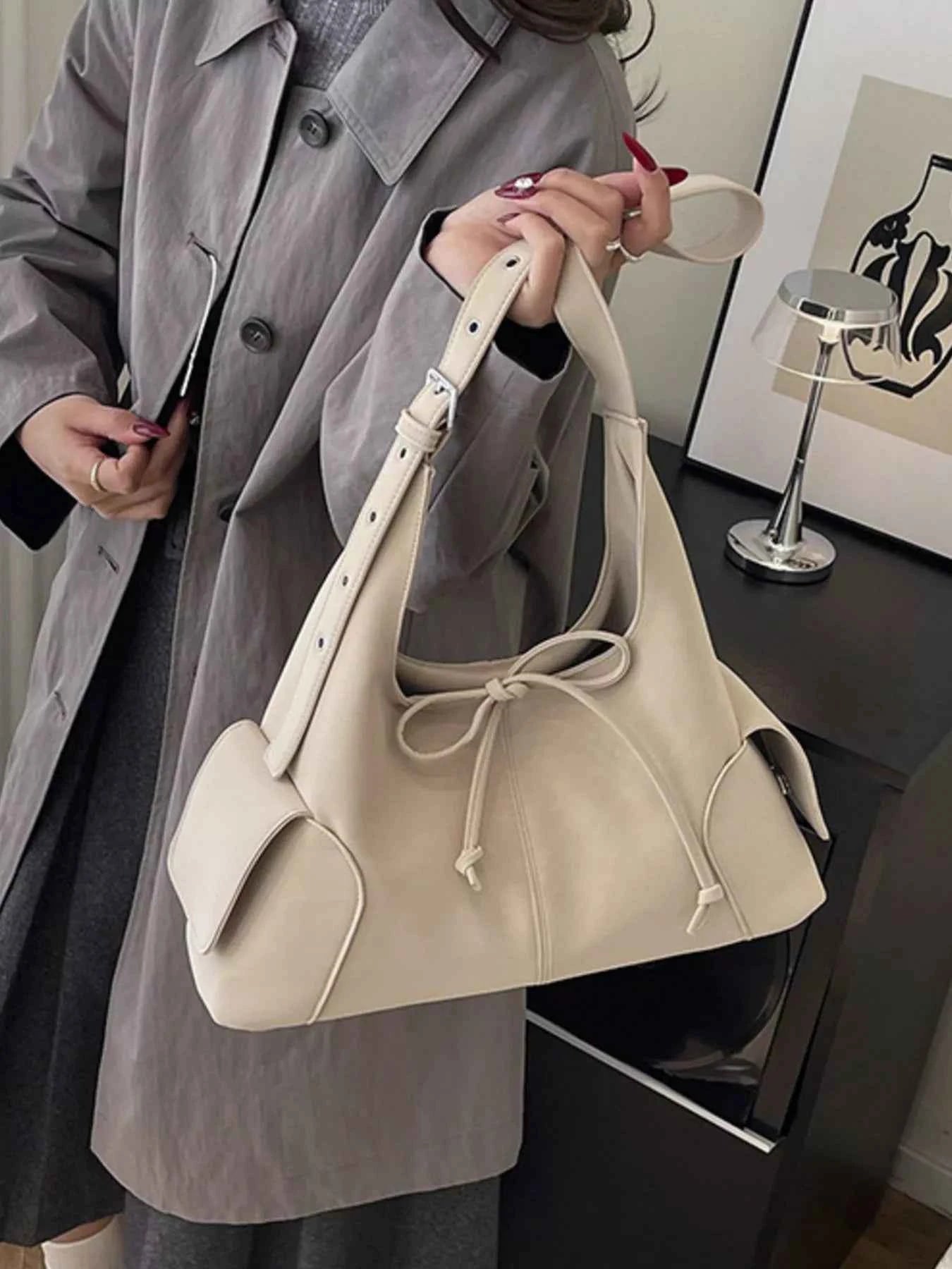 Bow Decor Crossbody Bag