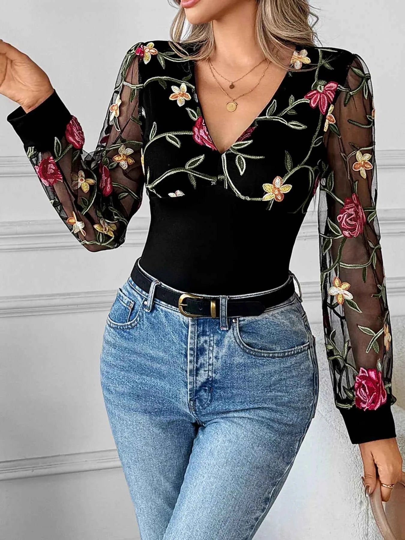 Floral Mesh Sleeve V-Neck Top