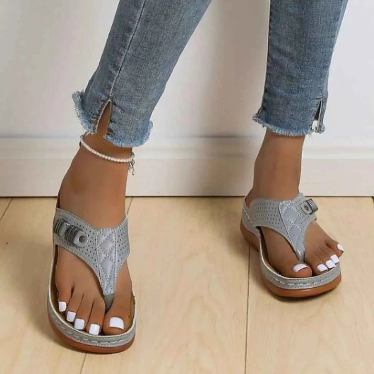 Toe Post Wedge Sandals