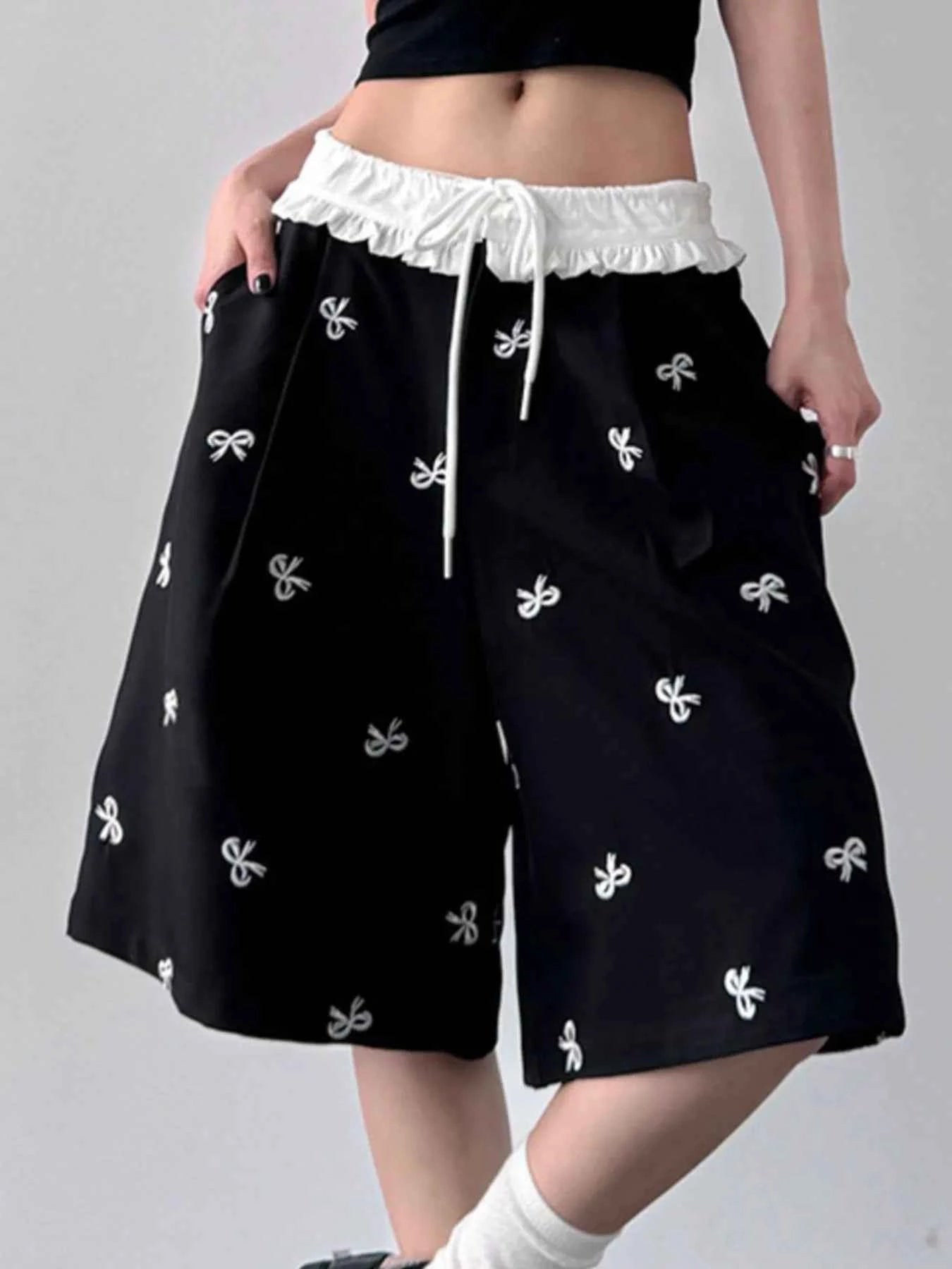 Bow Print Wide Leg Shorts with Contrast Ruffle Waistband