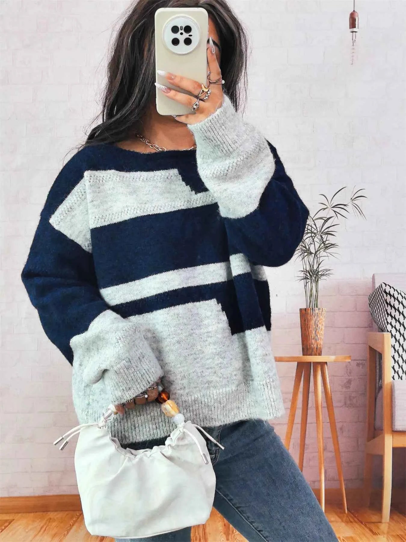 Color Block Round Neck Sweater