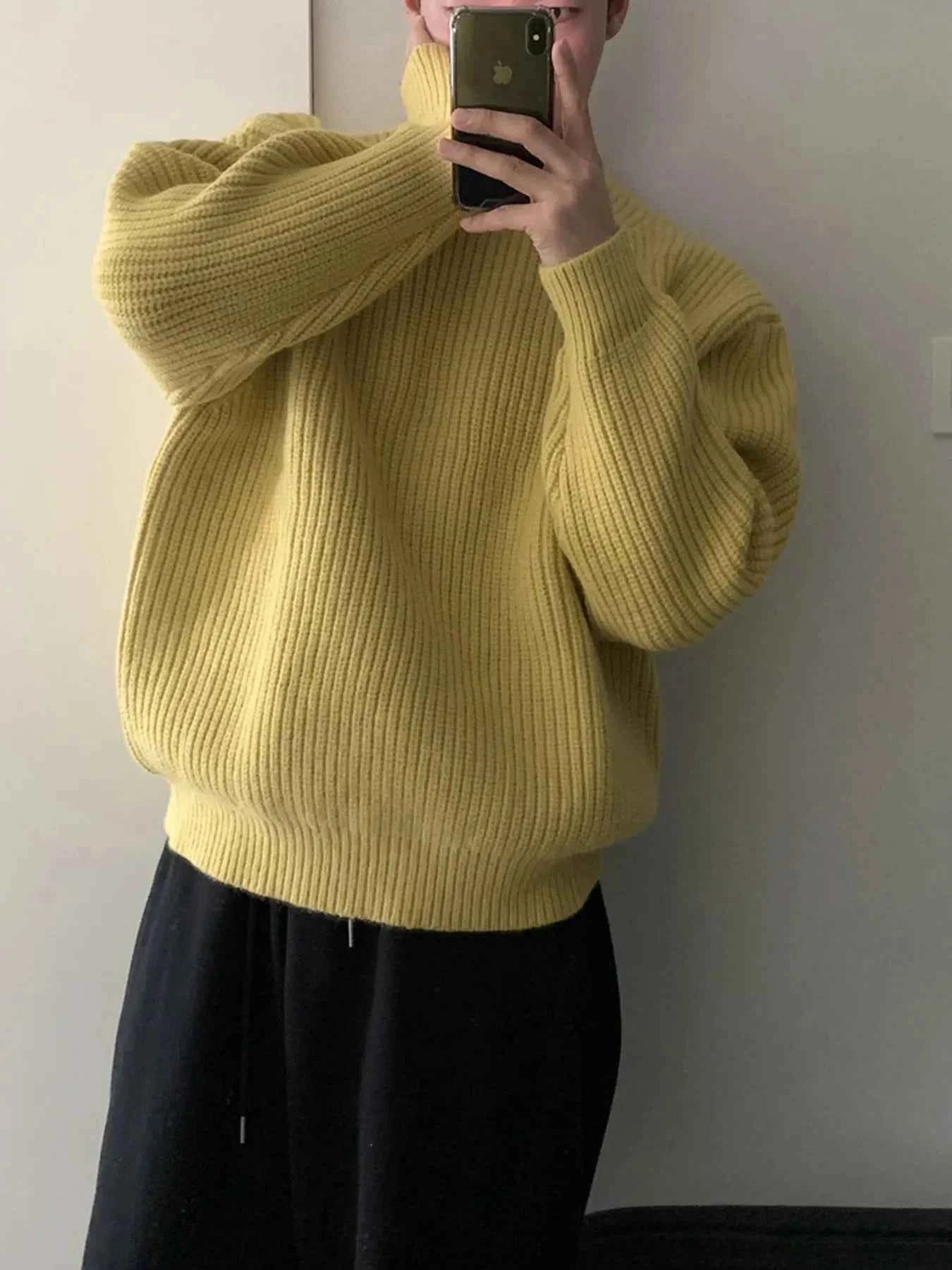Men's Oversized Ribbed Round Neck Sweater