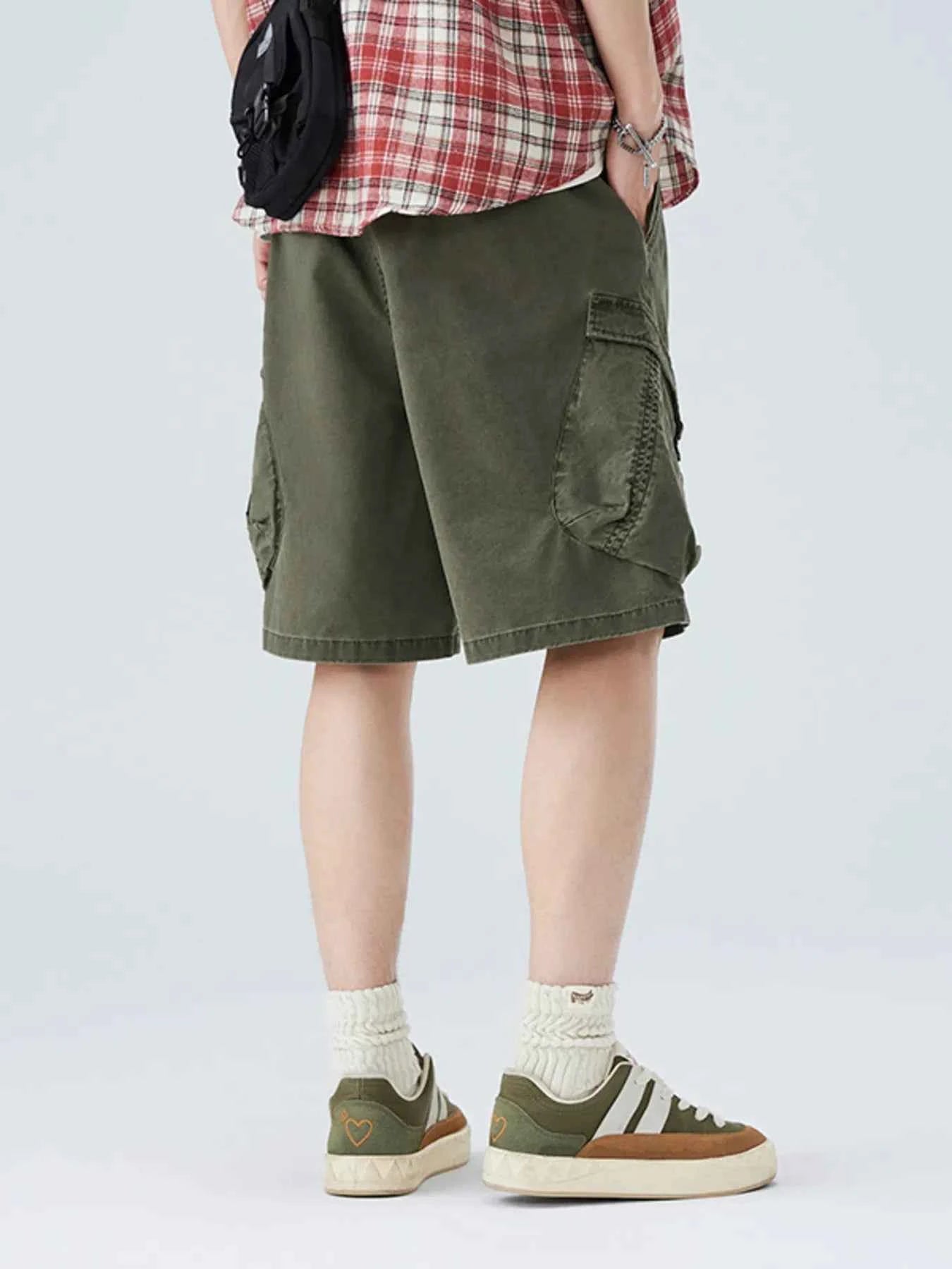 Men's Plus Size Cargo Shorts with Multiple Pockets