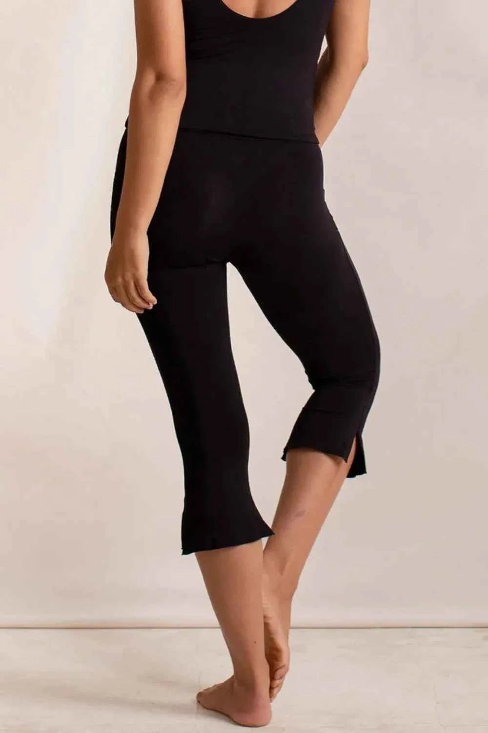 Side Slit Capris Leggings