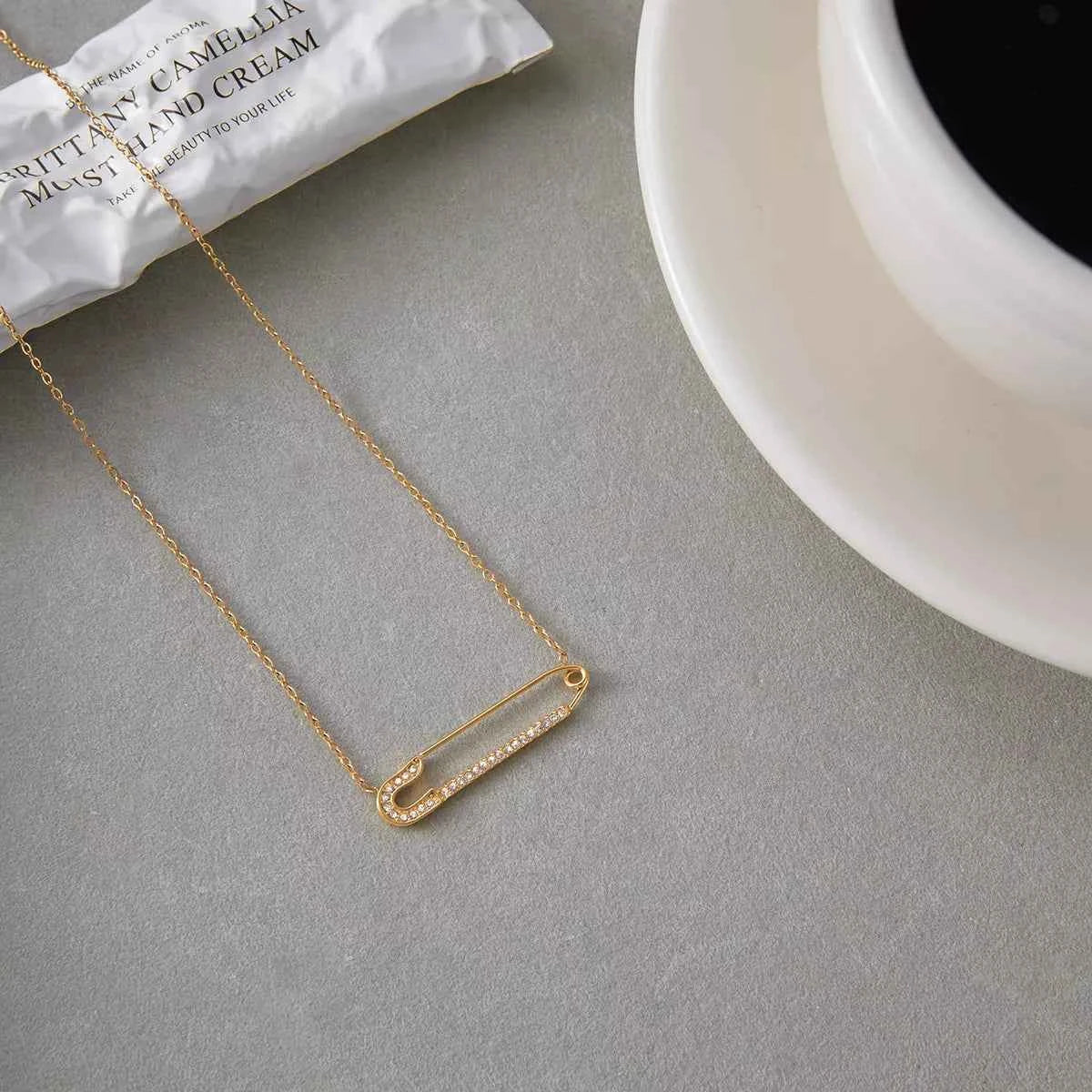 18K Gold-Plated Paperclip Necklace