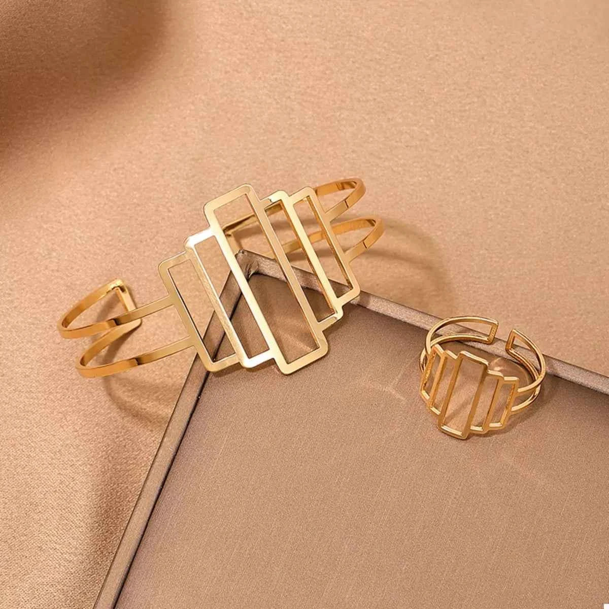 18K Gold-Plated Open Bracelet and Ring Jewelry Set