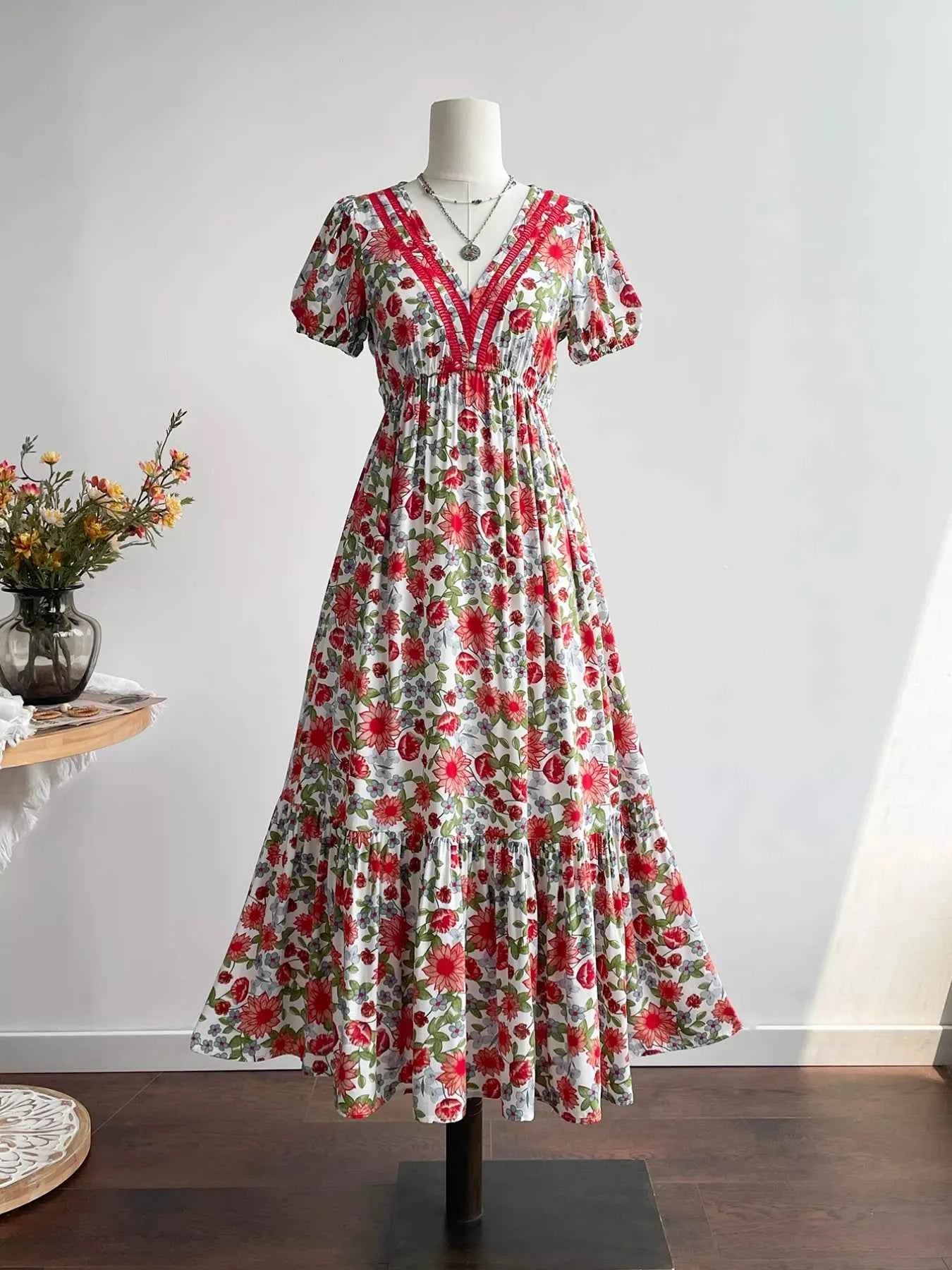 Floral Print V-Neck Ruffle Hem Midi Dress