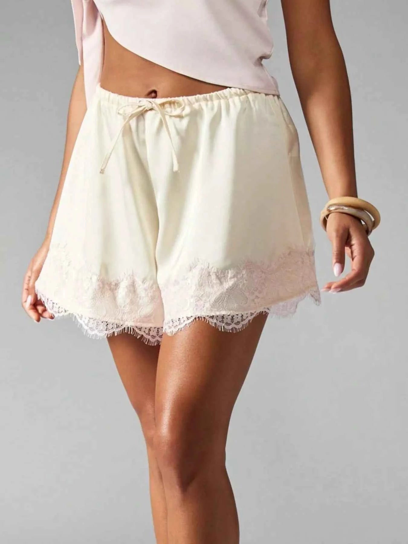 Lace Trim Drawstring Casual Shorts