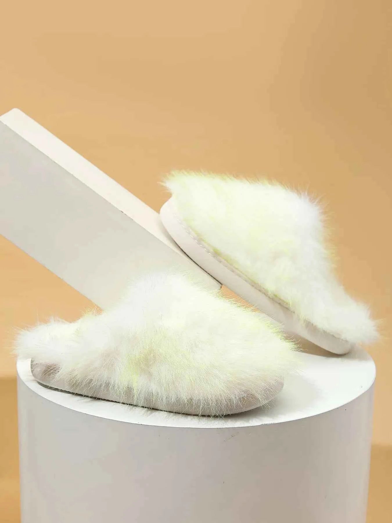 Fuzzy Round Toe Slippers