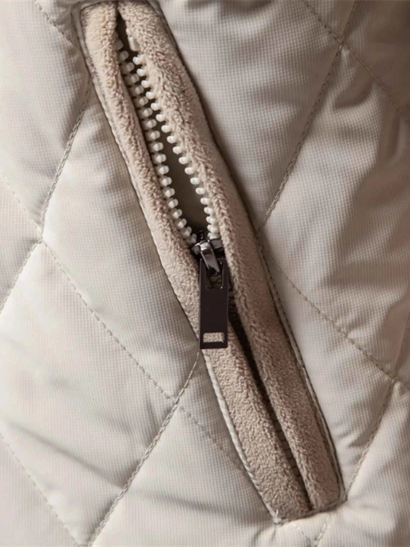 Men's Quilted Snap Down Long Sleeve Jacket