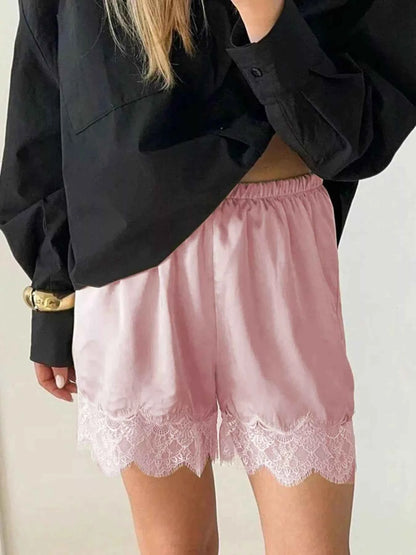 Lace Trim Elastic Waist Shorts