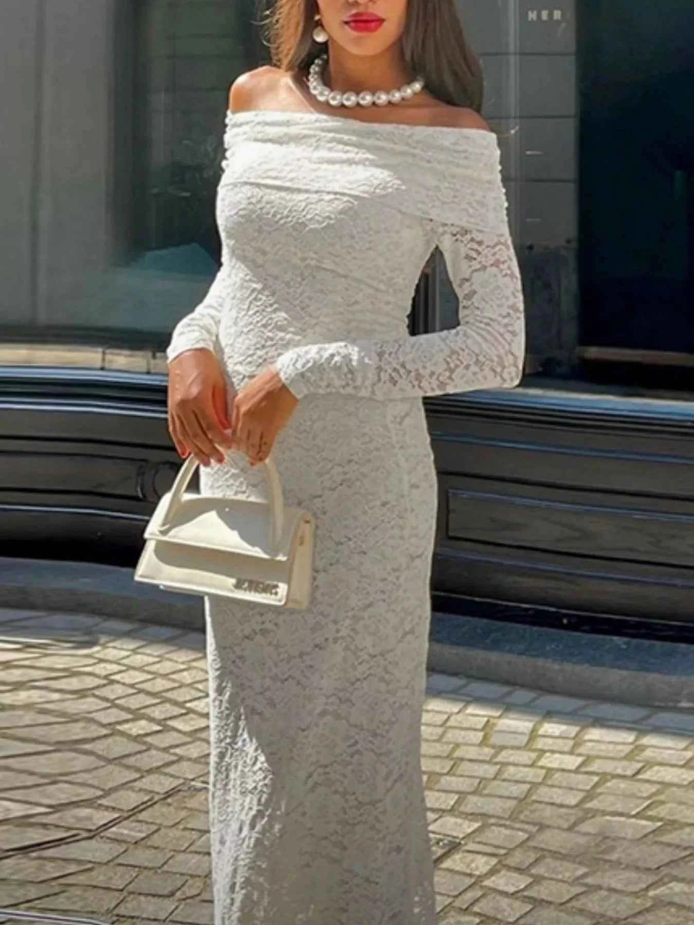Elegant Off-Shoulder Lace Maxi Bodycon Dress