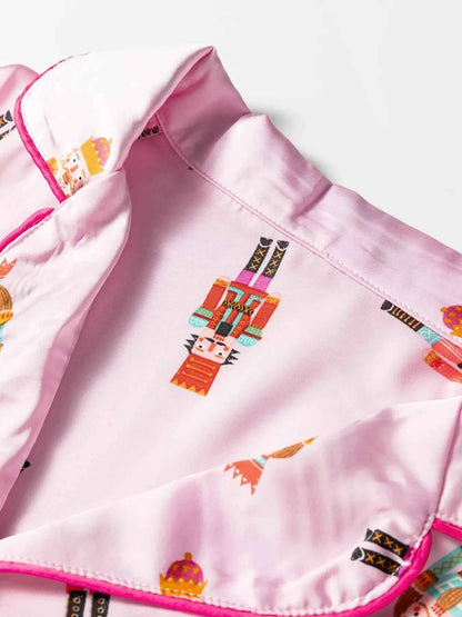 Nutcracker Print Contrast Trim Top and Shorts Pajama Set