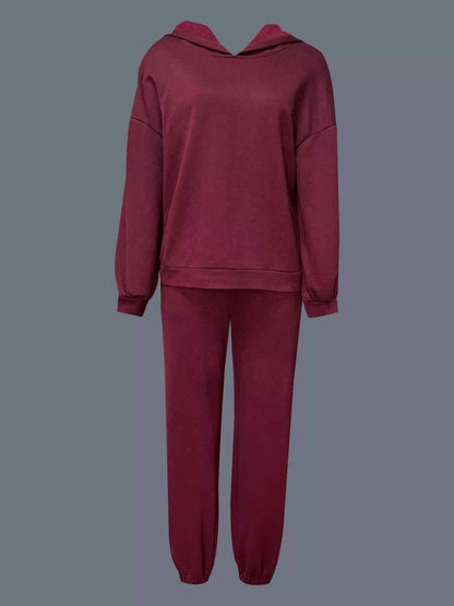 Casual Hoodie and Cropped Pants Set