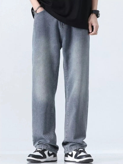 Men's Relaxed Fit Straight Leg Jeans