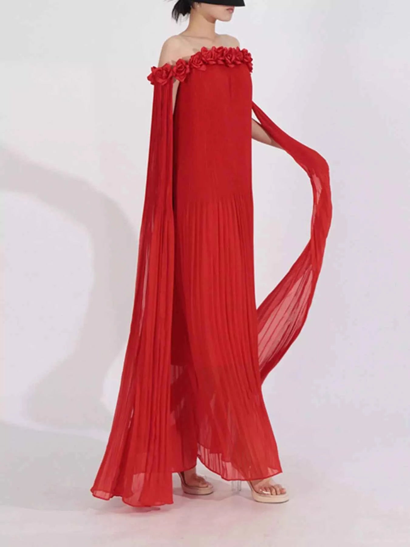 Off-Shoulder Floral Pleated Maxi Dress