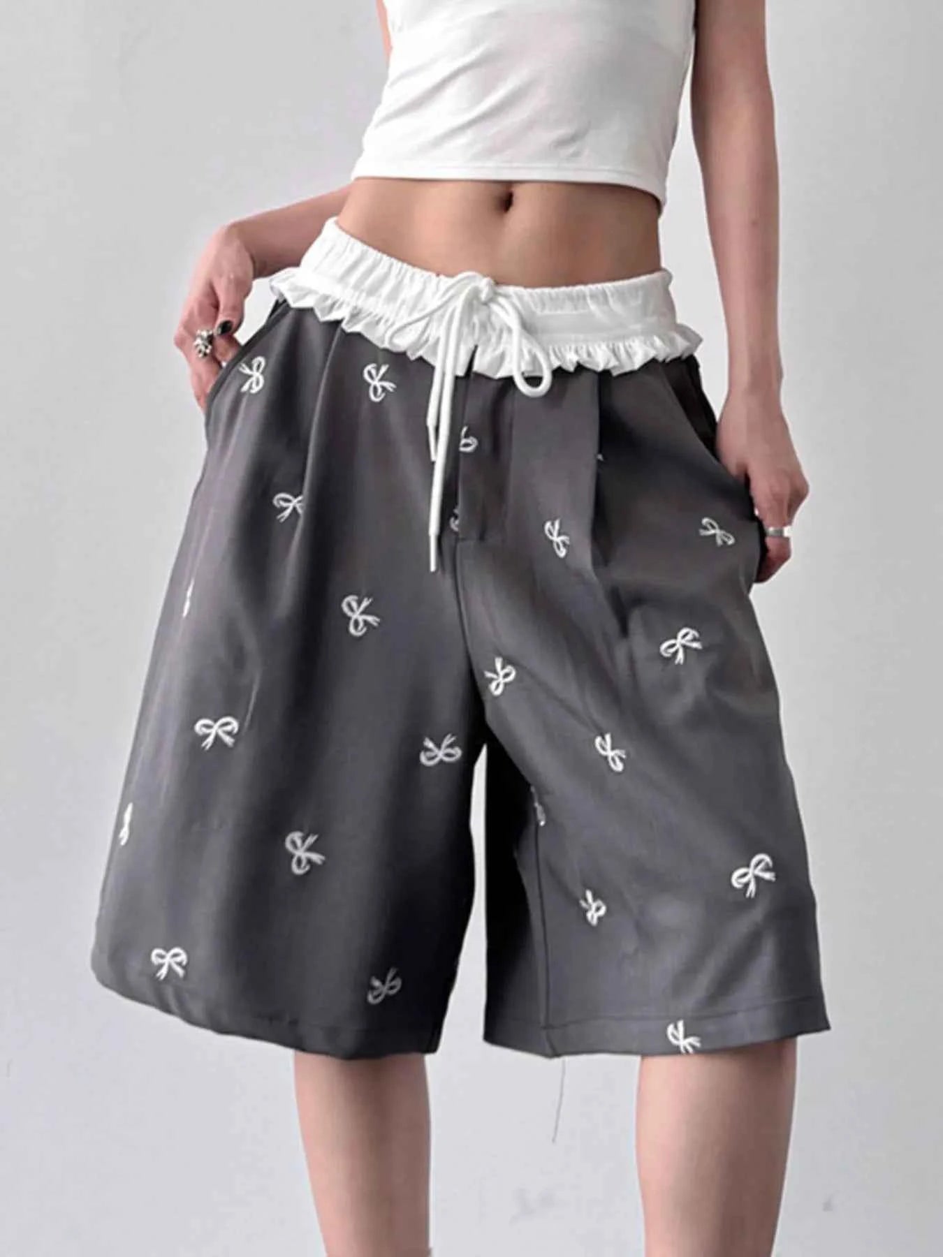 Bow Print Wide Leg Shorts with Contrast Ruffle Waistband