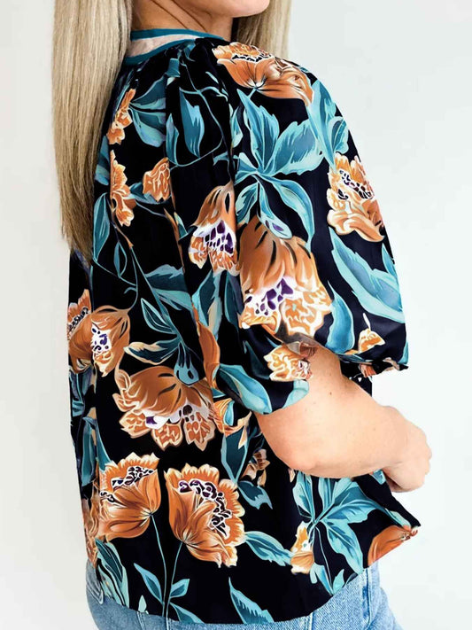 Floral Short Bubble Sleeve Buttoned Notched Neck Blouse
