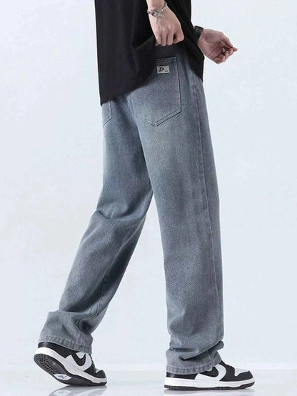 Men's Relaxed Fit Straight Leg Jeans