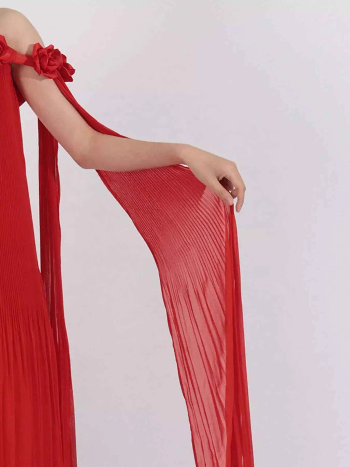Off-Shoulder Floral Pleated Maxi Dress